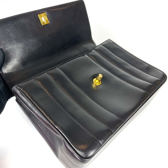 Vintage Chanel Mademoiselle Vertical Quilt - Picture 6 of 7